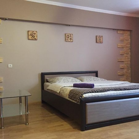 Uzh Apartments Użhorod Zewnętrze zdjęcie